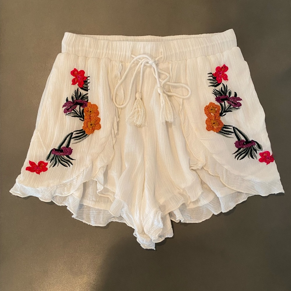 Lovers + Friends “Serene” Shorts
